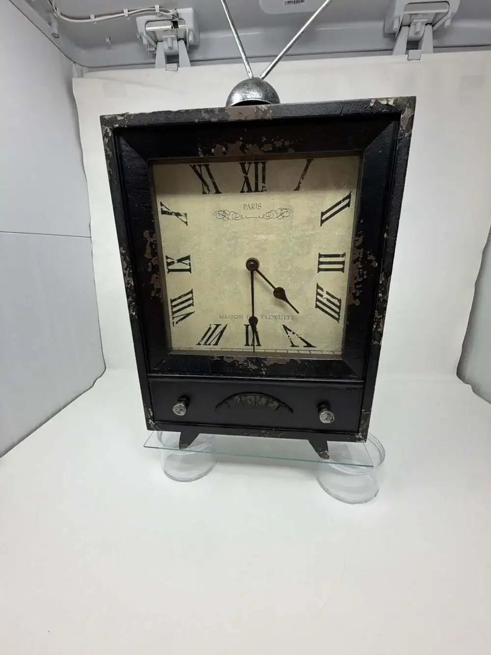Maison de Florette Decorative Tabletop Metal Clock with Antenna Design